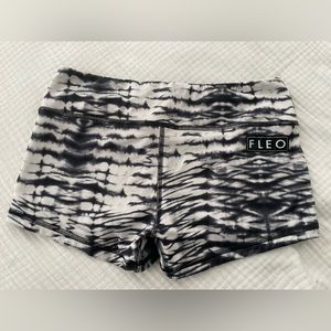 Womens fleo shorts